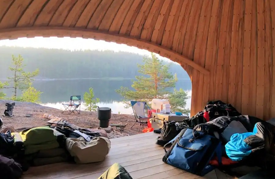 bushcraft en kanotrekking voor singles in zweden